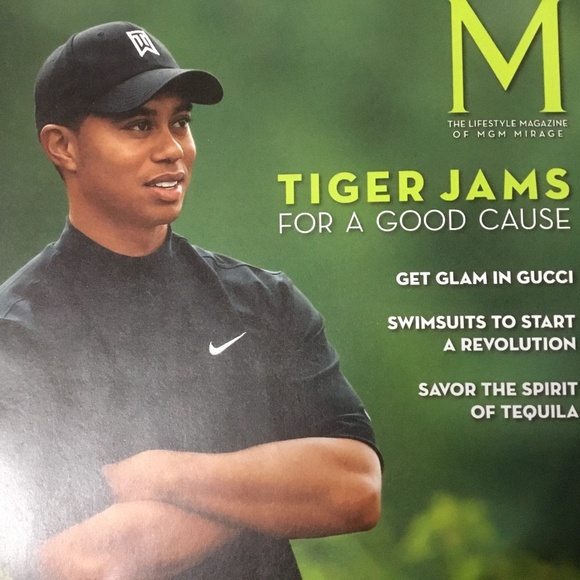 MGM Magazine, Golf, Las Vegas, Women Other - Tiger Woods (Cover of MGM Magazine) NICE!!
